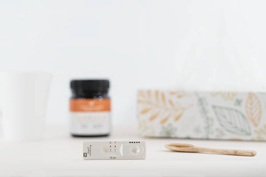 Is Manuka Honey Antiviral? (And Can It Cure COVID?)