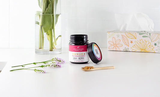 When to Use Manuka Honey Lozenges and Eating it Straight