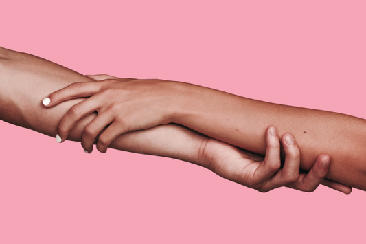 The Seductive Truth About the Sexual Benefits of Manuka Honey — featured image for the New Zealand Honey Co. Manuka honey blog